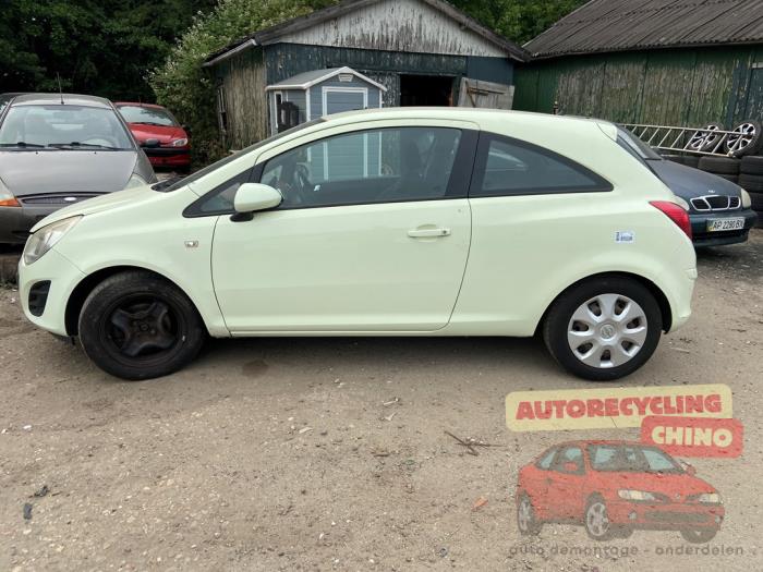 Opel Corsa D 1.0 Sloopvoertuig (2011, Groen)