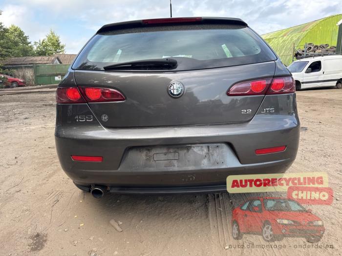 Alfa Romeo 159 Sportwagon 2.2 JTS 16V Sloopvoertuig (2007, Grijs)