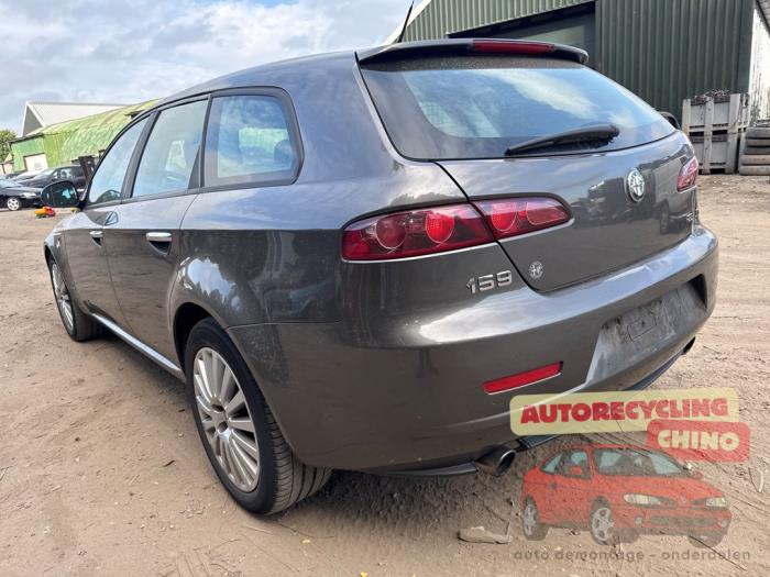 Alfa Romeo 159 Sportwagon 2.2 JTS 16V Sloopvoertuig (2007, Grijs)