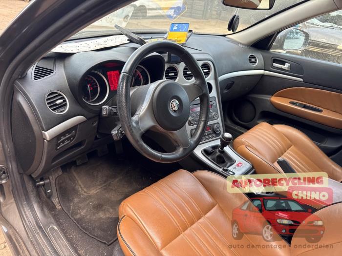 Alfa Romeo 159 Sportwagon 2.2 JTS 16V Sloopvoertuig (2007, Grijs)