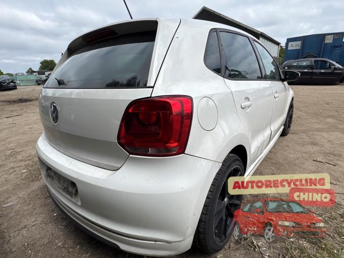 Volkswagen Polo V 1.2 TDI 12V BlueMotion Sloopvoertuig (2010, Wit)