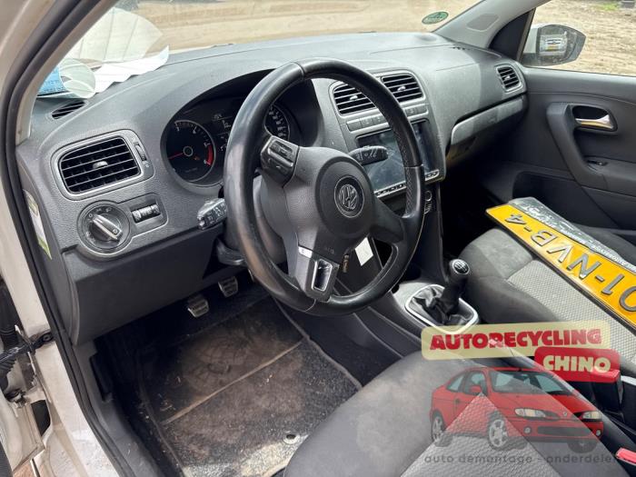 Volkswagen Polo V 1.2 TDI 12V BlueMotion Sloopvoertuig (2010, Wit)