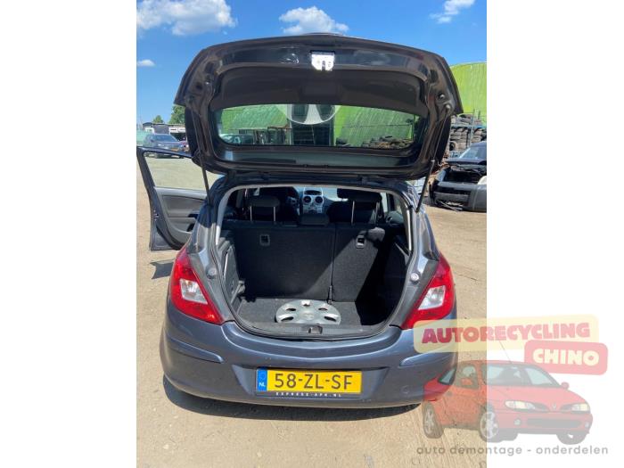 Opel Corsa D 1.4 16V Twinport Sloopvoertuig (2008, Grijs)