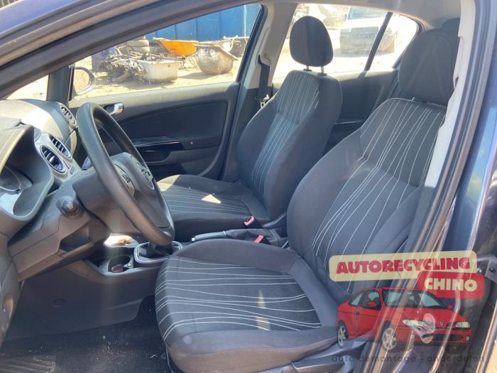 Opel Corsa D 1.4 16V Twinport Sloopvoertuig (2008, Grijs)