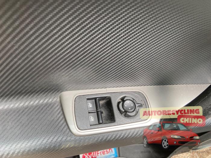 Alfa Romeo MiTo 1.4 16V Sloopvoertuig (2009, Zwart)