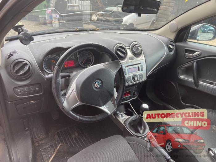 Alfa Romeo MiTo 1.4 16V Sloopvoertuig (2009, Zwart)