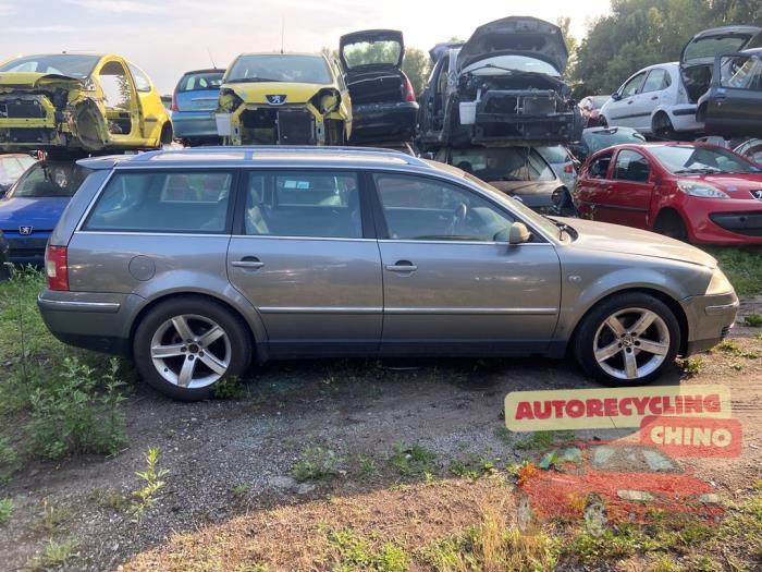 Volkswagen Passat Variant 1.8 Turbo 20V Sloopvoertuig (2001, Grijs)