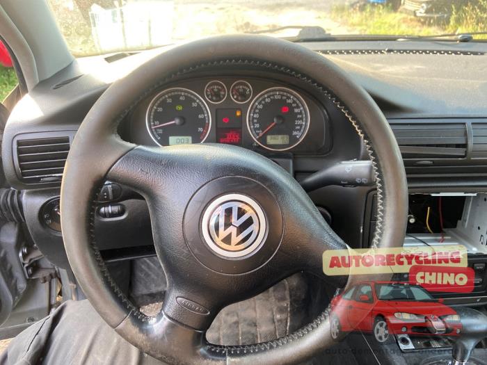 Volkswagen Passat Variant 1.8 Turbo 20V Sloopvoertuig (2001, Grijs)