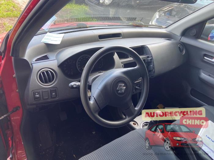 Suzuki Swift 1.3 VVT 16V Sloopvoertuig (2005, Rood)