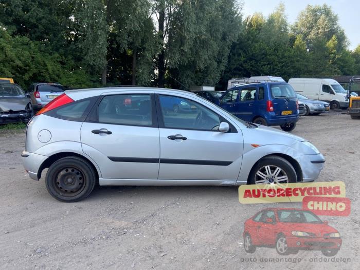 Ford Focus 1 1.6 16V Sloopvoertuig (2002, Grijs)