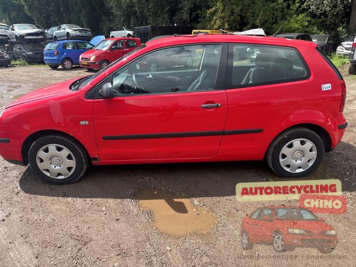 Volkswagen Polo IV 1.2 12V Sloopvoertuig (2002, Rood)