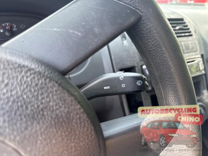 Volkswagen Polo IV 1.2 12V Sloopvoertuig (2002, Rood)