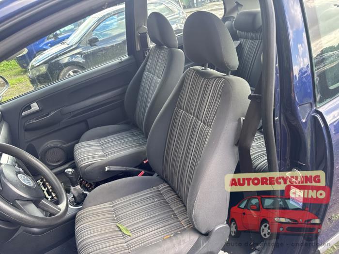 Volkswagen Fox 1.2 Sloopvoertuig (2005, Blauw)