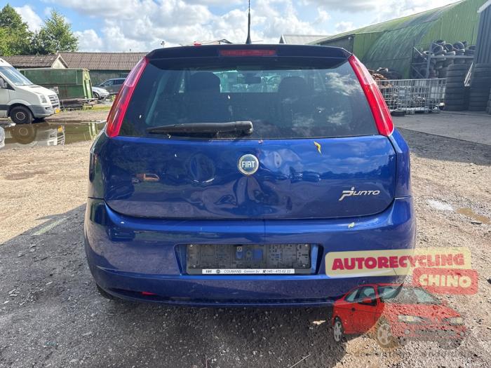 Fiat Grande Punto 1.4 16V Sloopvoertuig (2006, Blauw)
