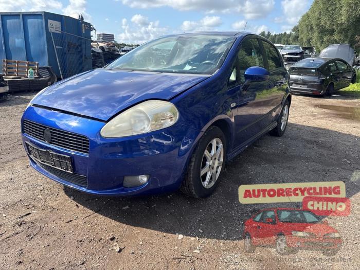 Fiat Grande Punto 1.4 16V Sloopvoertuig (2006, Blauw)