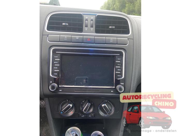 Volkswagen Polo V 1.2 TDI 12V BlueMotion Sloopvoertuig (2011, Zwart)