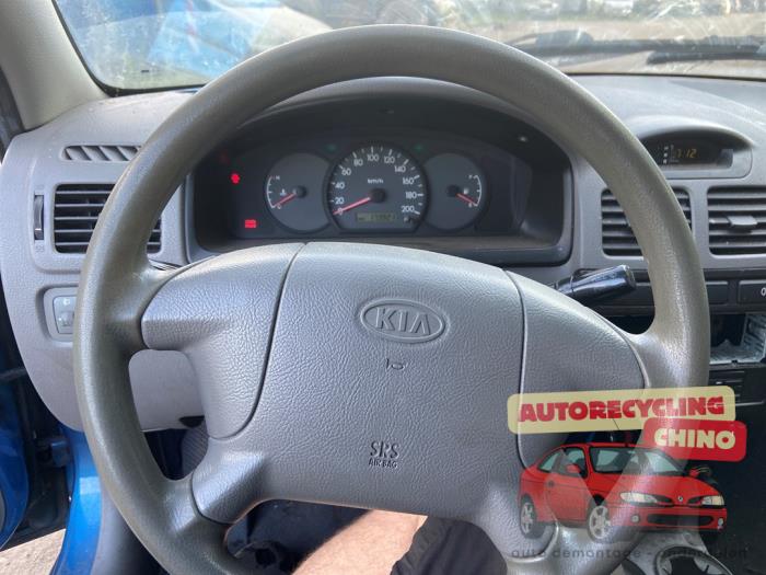 Kia Rio 1.3 Sloopvoertuig (2003, Blauw)