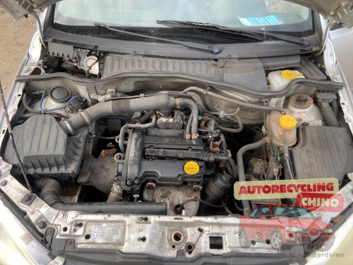 Opel Corsa C 1.0 12V Twin Port Sloopvoertuig (2004, Grijs)