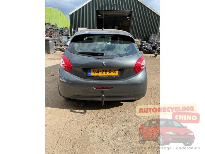 Peugeot 208 I 1.2 Vti 12V PureTech 82 Sloopvoertuig (2012, Grijs)