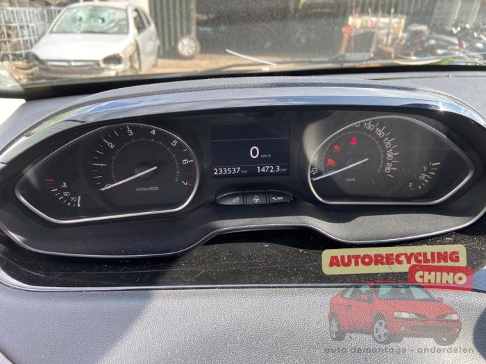 Peugeot 208 I 1.2 Vti 12V PureTech 82 Sloopvoertuig (2012, Grijs)