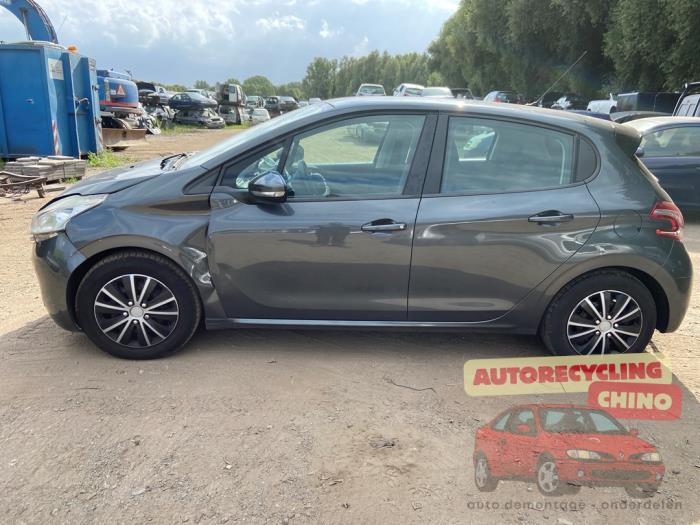 Peugeot 208 I 1.2 Vti 12V PureTech 82 Sloopvoertuig (2012, Grijs)