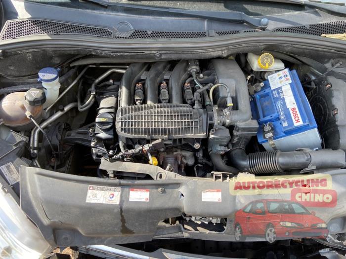 Peugeot 208 I 1.2 Vti 12V PureTech 82 Sloopvoertuig (2012, Grijs)