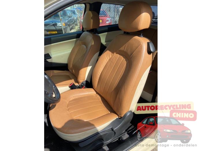 Lancia Ypsilon 1.4 16V Sloopvoertuig (2004, Wit)