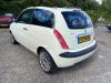 Lancia Ypsilon 1.4 16V Sloopvoertuig (2004, Wit)