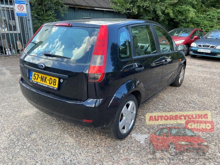 Ford Fiesta 5 1.4 16V Sloopvoertuig (2003, Zwart)