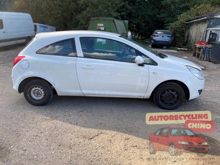 Opel Corsa D 1.2 16V Sloopvoertuig (2009, Wit)