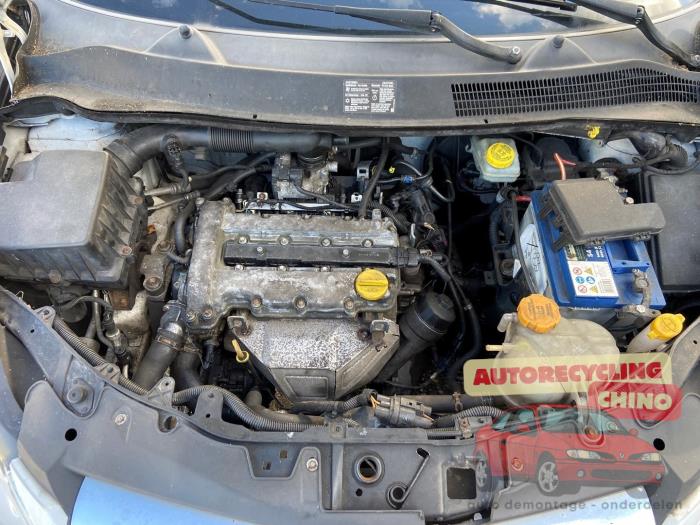 Opel Corsa D 1.2 16V Sloopvoertuig (2009, Wit)