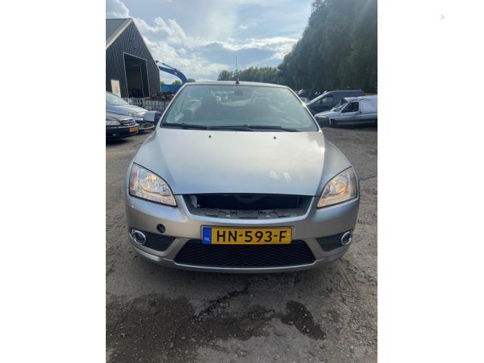 Ford Focus 2 C+C 1.6 16V Sloopvoertuig (2008, Grijs)