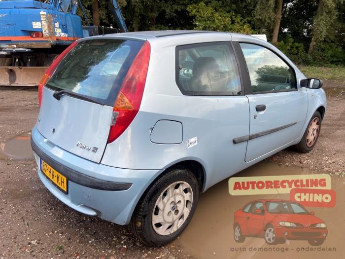 Fiat Punto II 1.2 16V Sloopvoertuig (2001, Blauw)