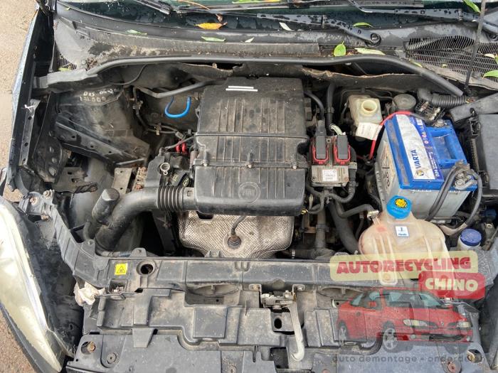 Fiat Grande Punto 1.4 Sloopvoertuig (2006, Zwart)