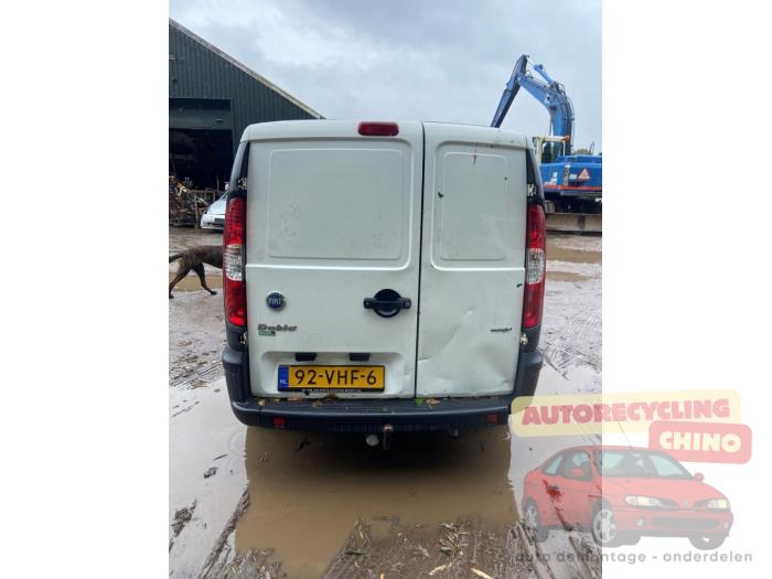 Fiat Doblo Cargo 1.9 JTD Sloopvoertuig (2007, Wit)