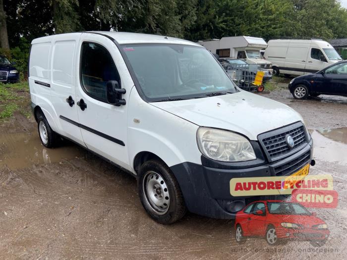Fiat Doblo Cargo 1.9 JTD Sloopvoertuig (2007, Wit)