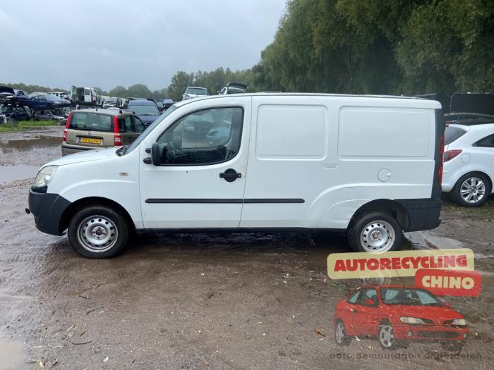 Fiat Doblo Cargo 1.9 JTD Sloopvoertuig (2007, Wit)