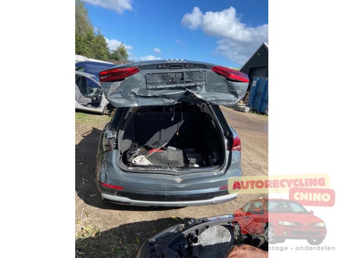 Audi Q3 Sportback 1.5 35 TFSI 16V Mild Hybrid Sloopvoertuig (2020, Grijs)