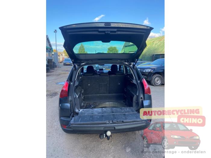 Peugeot 3008 I 1.6 16V THP 155 Sloopvoertuig (2011, Grijs)