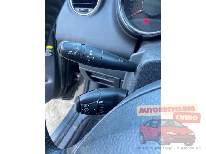 Peugeot 3008 I 1.6 16V THP 155 Sloopvoertuig (2011, Grijs)