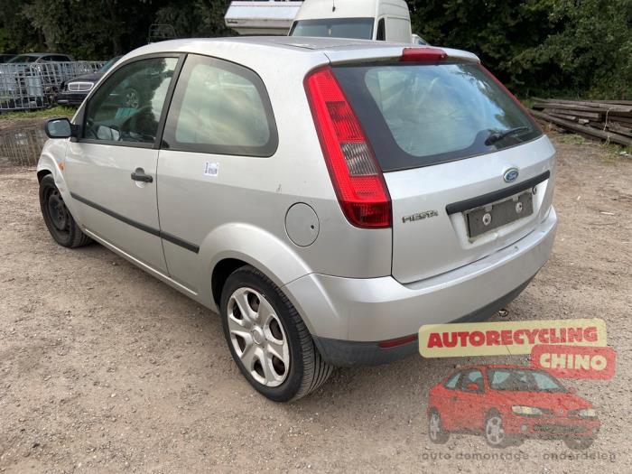 Ford Fiesta 5 1.25 16V Sloopvoertuig (2003, Grijs)