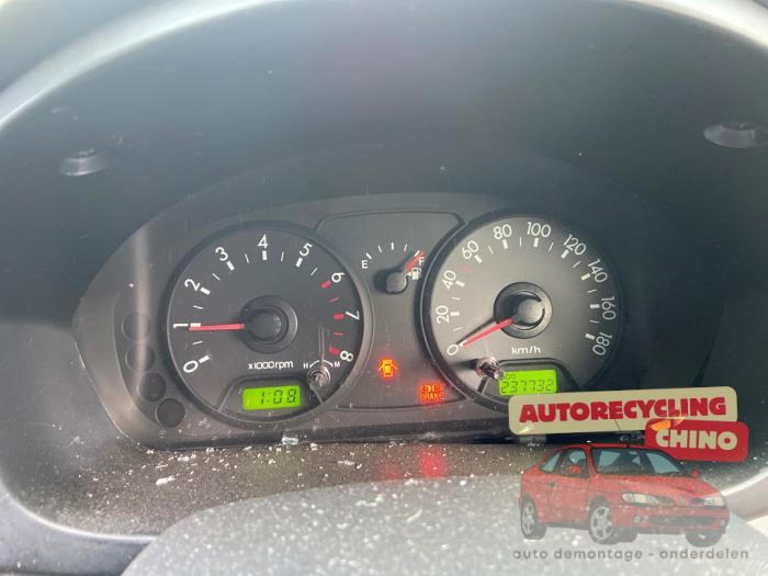 Kia Picanto 1.0 12V Sloopvoertuig (2005, Rood)