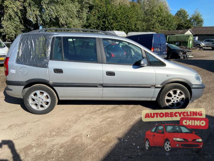 Opel Zafira 1.6 16V Sloopvoertuig (2003, Grijs)