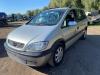 Opel Zafira uit 2003 (Sloopvoertuig)
