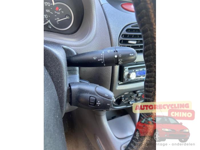 Peugeot 206 1.4 16V Sloopvoertuig (2004, Grijs)