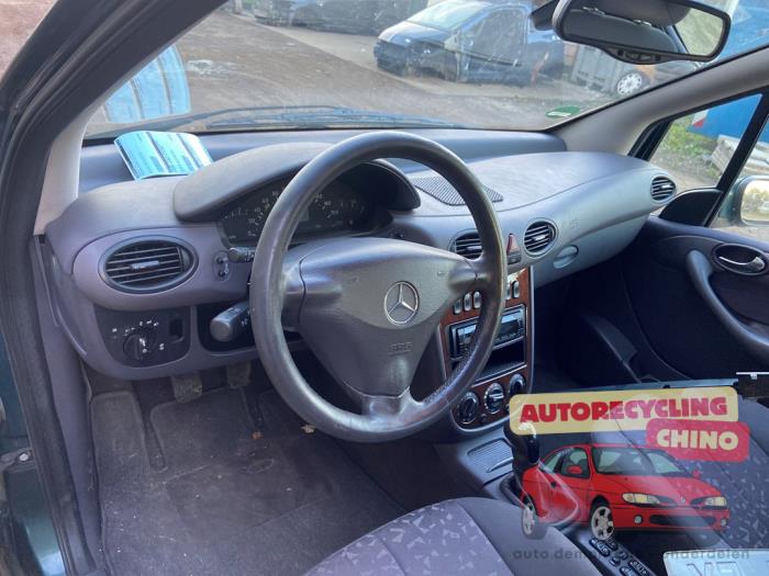 Mercedes A 1.4 A-140 Sloopvoertuig (2001, Groen)