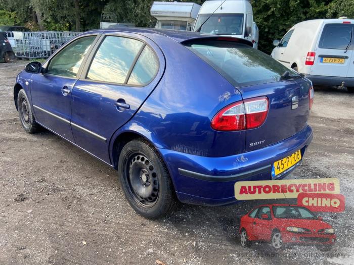 Seat Leon 1.6 16V Sloopvoertuig (2004, Blauw)