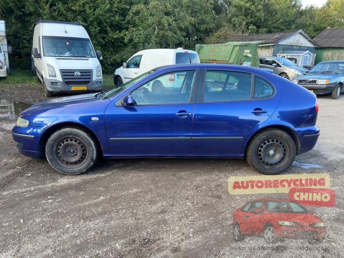 Seat Leon 1.6 16V Sloopvoertuig (2004, Blauw)