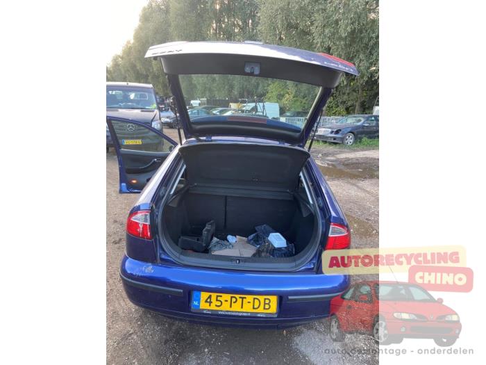 Seat Leon 1.6 16V Sloopvoertuig (2004, Blauw)