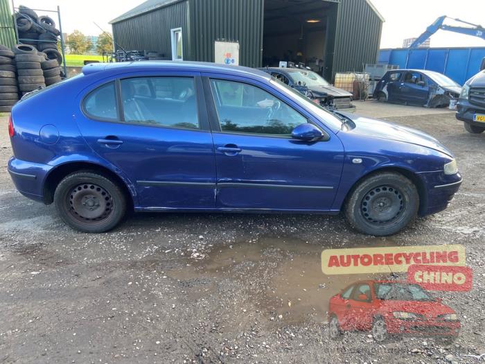 Seat Leon 1.6 16V Sloopvoertuig (2004, Blauw)